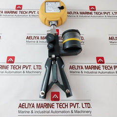 Fluke 700G08 Pressure Gauge With 700Htp2 Hydraulic Test Gauge Pump