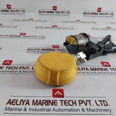 Fluke 700G Pressure Gauge With 700Htp2 Hydraulic Test Pump