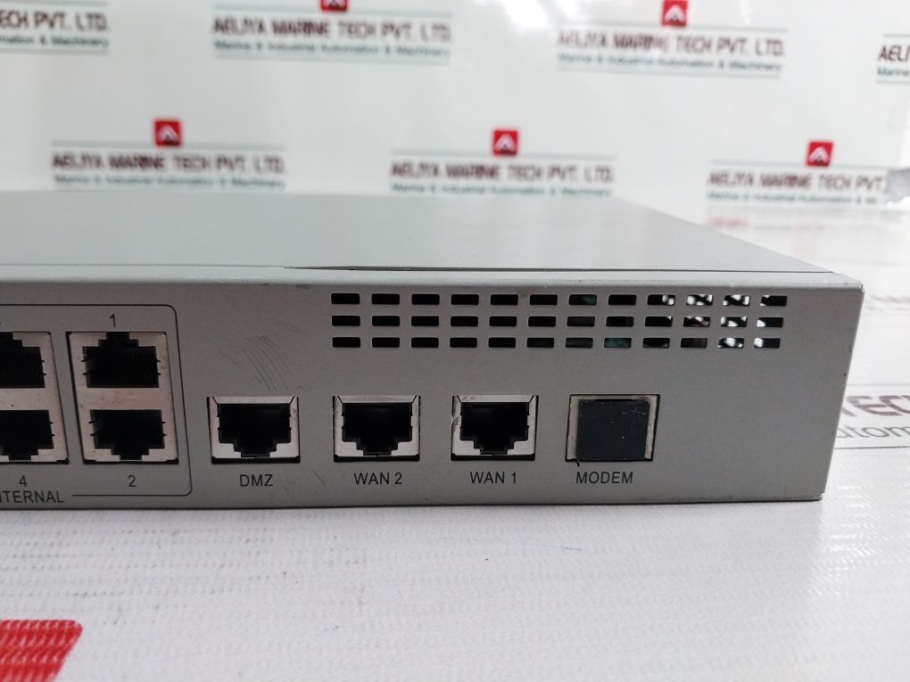 Fortinet Fortigate-80C Multi-function Security Device Fg-80C Dc 12V 3.0A