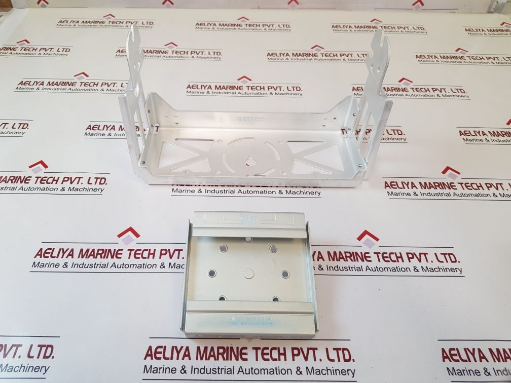 Foxconn 700-23935-01 Mounting Bracket Set 700-35299-01