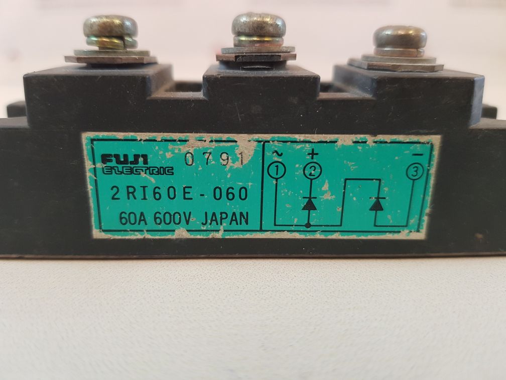 Fuji 2Ri60E-060 IgbtDiode Module 60A 600V
