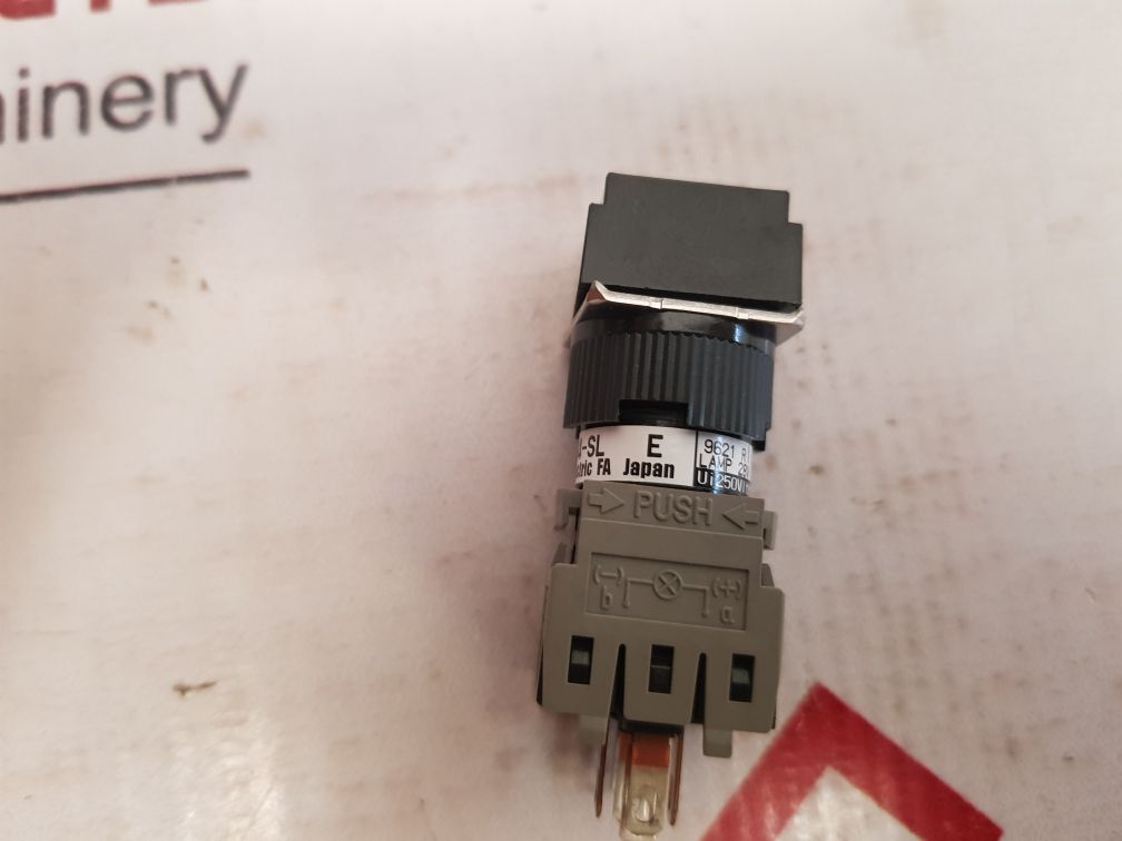 Fuji Electric Ah164-sl Selector Switch Button