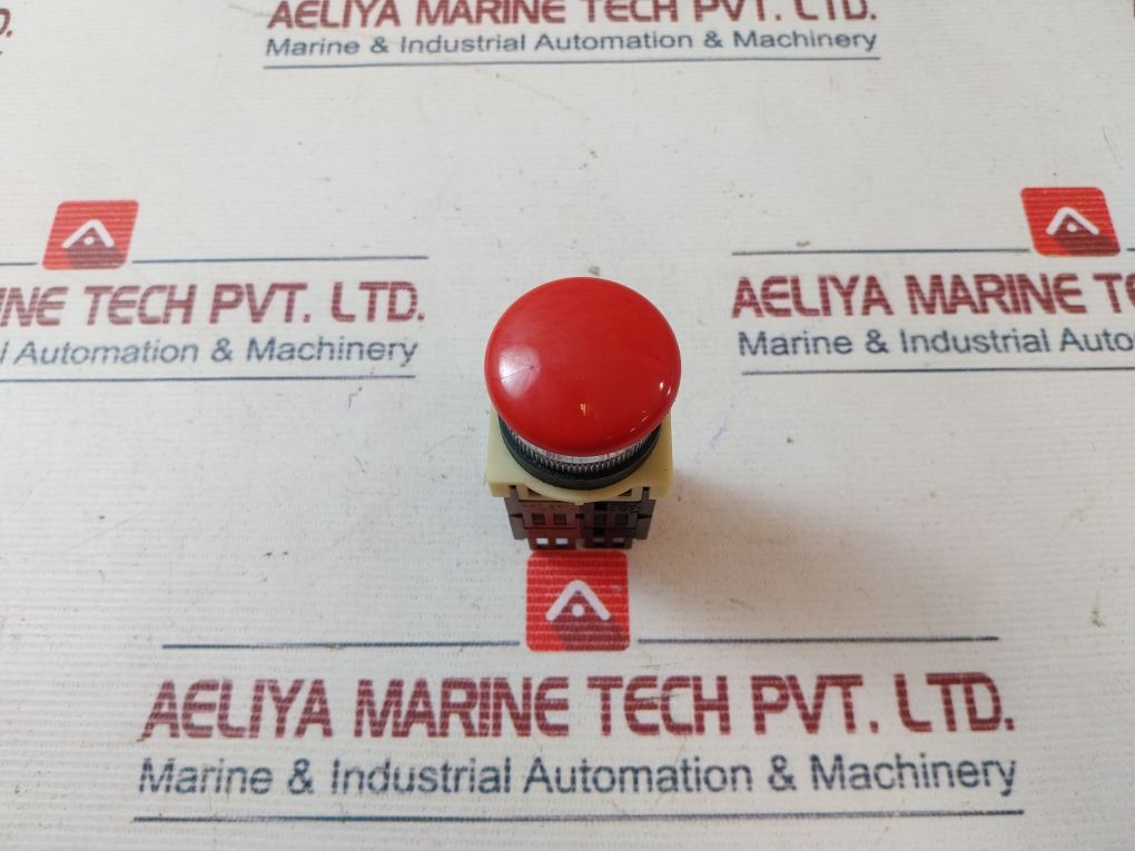 Fuji Electric Ah30-3-0143 Red Push Button Switch 250V 6A