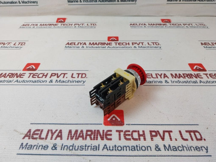 Fuji Electric Ah30-3-0143 Red Push Button Switch 250V 6A