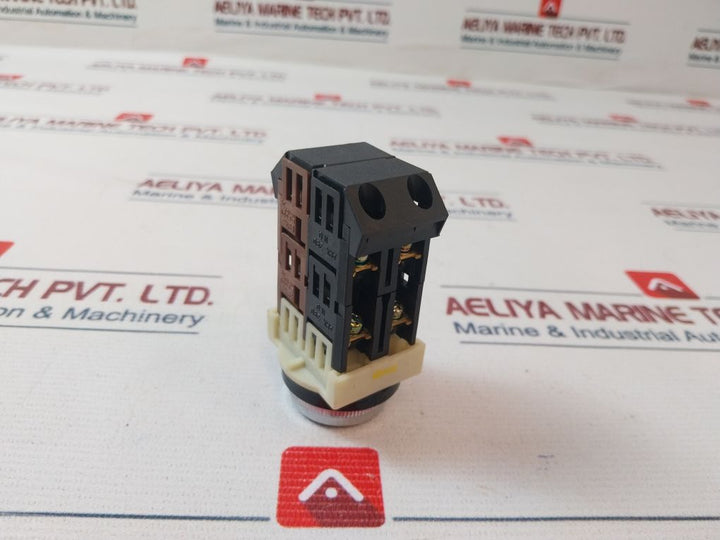 Fuji Electric Ah30-f-0143 Push Button Switch 250V 6A