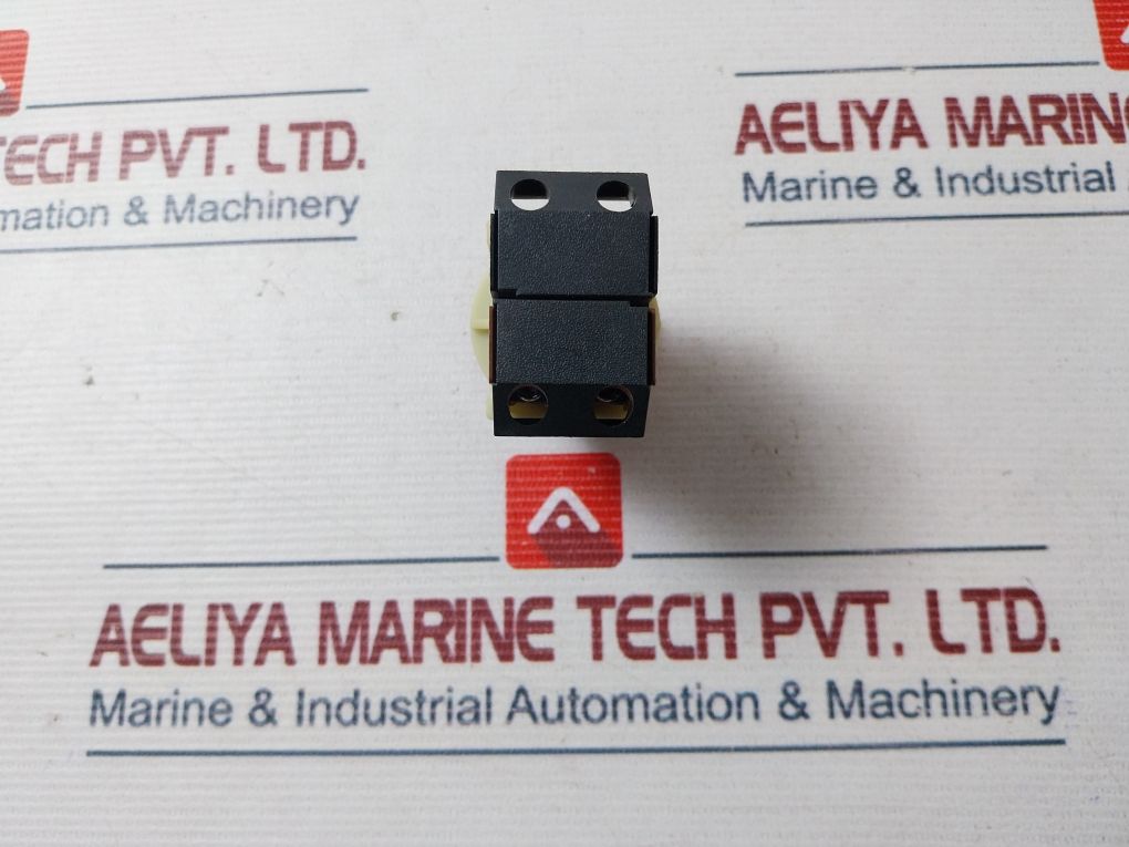 Fuji Electric Ah30-m Red Push Button Switch