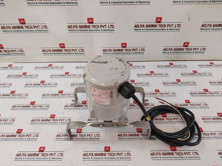 Fuji Electric Aprek91S-4 Motor With Mounting 415/440 Volt (Not Working)