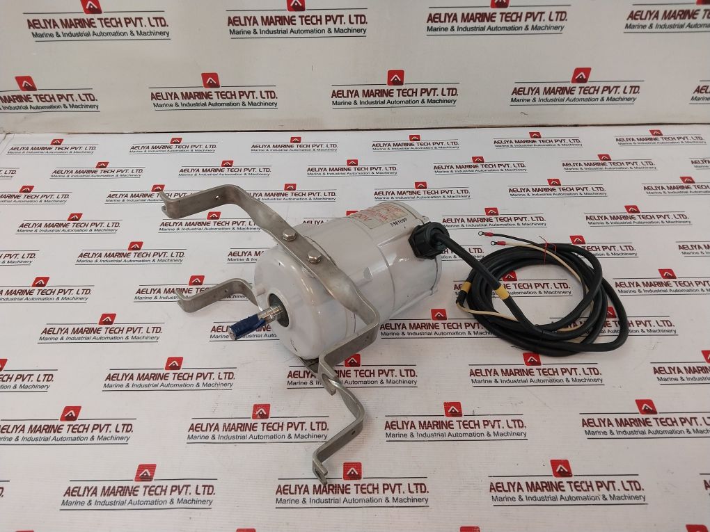 Fuji Electric Aprek91S-4 Motor With Mounting 415/440 Volt (Not Working)