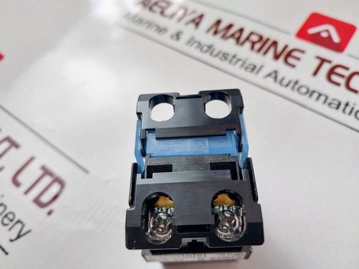 Fuji Electric Ar22F0M-10E3G Push Button