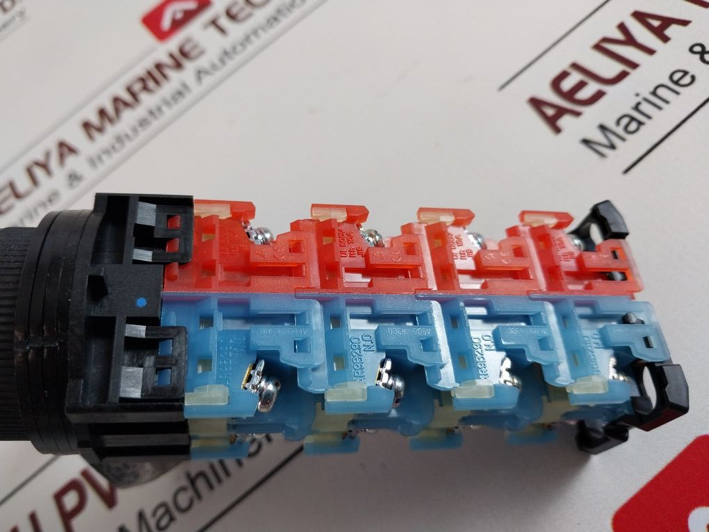 Fuji Electric Ar30F0R44R Pushbutton Flush