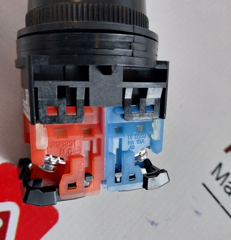 Fuji Electric Ar30G1R Push Button Switch Ar30G1R-11R