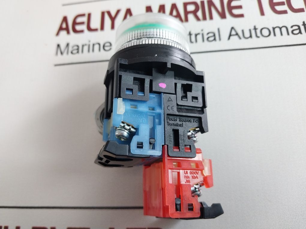 Fuji Electric Ar30G4L-11E3G Pushbutton Switch