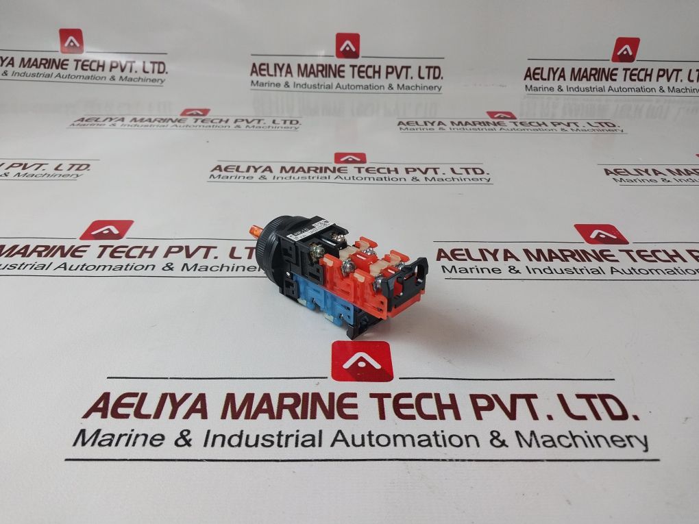 Fuji Electric Ar30Pl-2 E3 Selector Switch 30V 1W