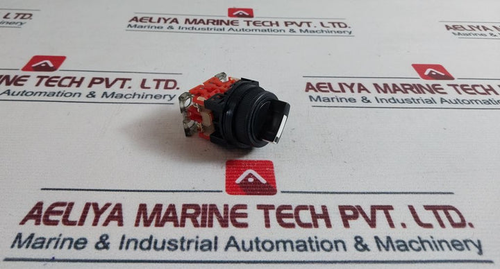 Fuji Electric Ar30Pr-202B Selector Switch