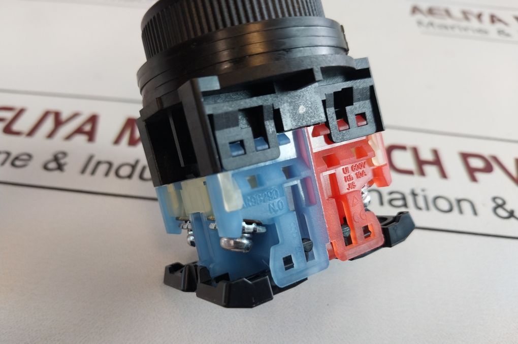 Fuji Electric Ar30Pr-3 Selector Switch