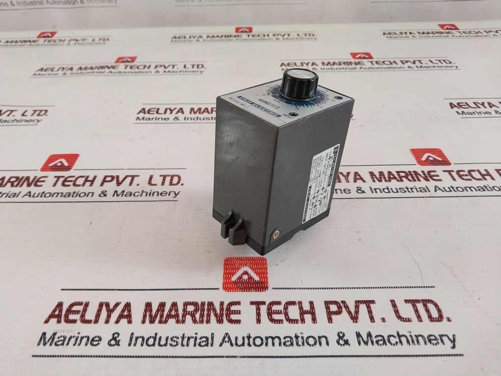 Fuji Electric Atm2Pad Motor Timer 110V 50/60Hz