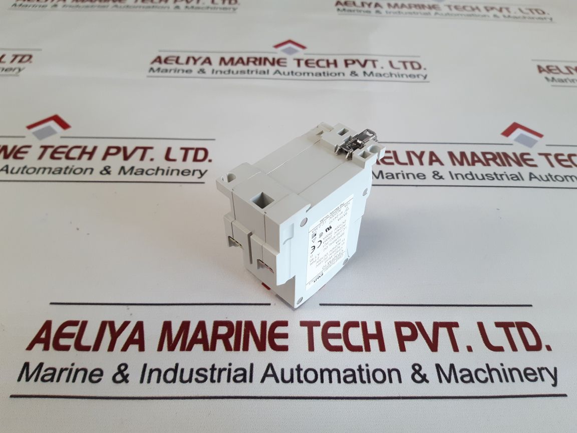 Fuji Electric Cp32Fm/10 Circuit Protector Cp32F-m010