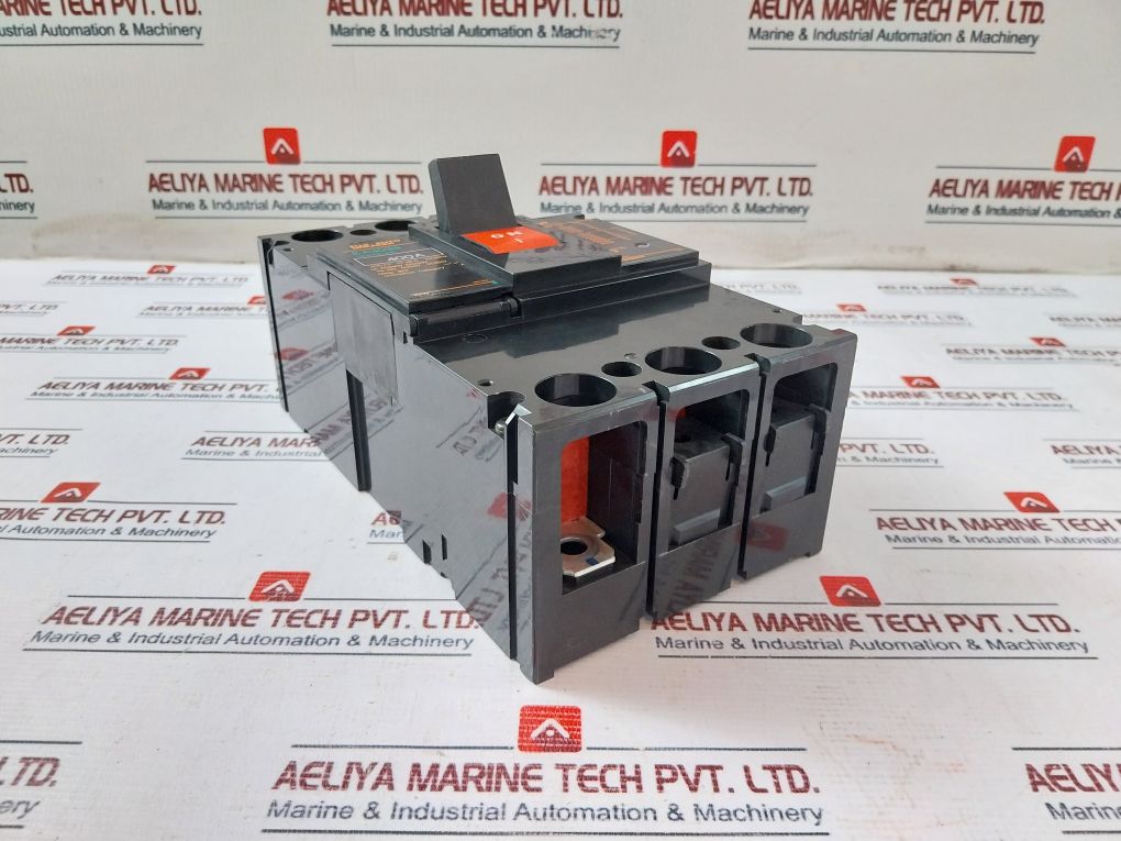 Fuji Electric Ea403B Moulded Case Circuit Breaker 50/60Hz Ac690V Dc250V