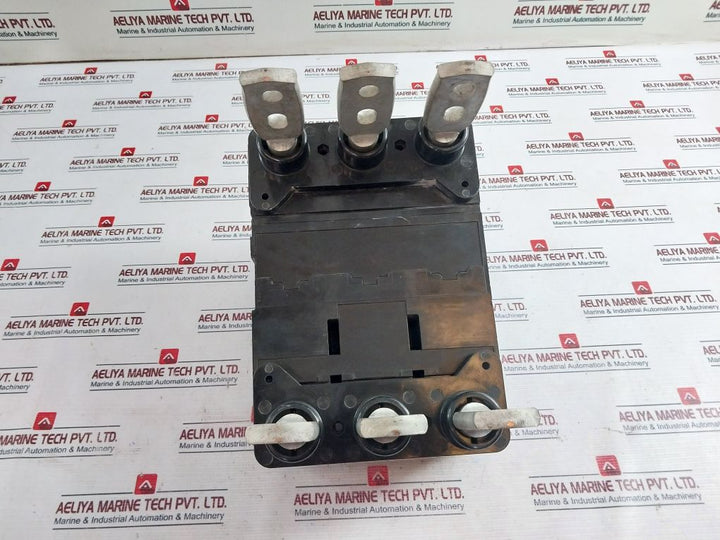 Fuji Electric Ea803B Molded Case Circuit Breaker 700A Bb3Meb-700