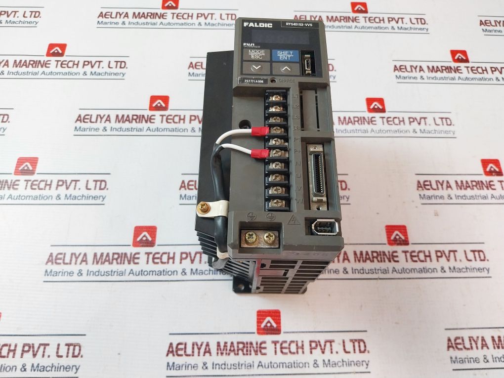 Fuji Electric Faldic Rys401S3-vvs Ac Servo Drive 200-230V