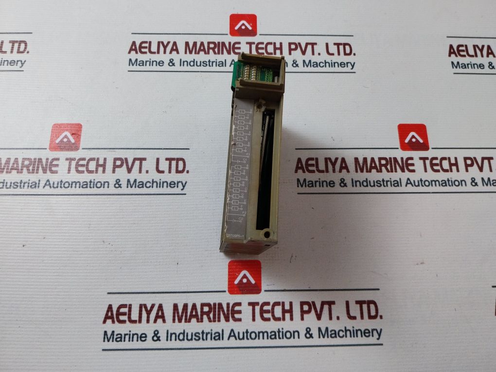 Fuji Electric Nc1Y16T05P5-1 Digital Output Module Plc Transducer