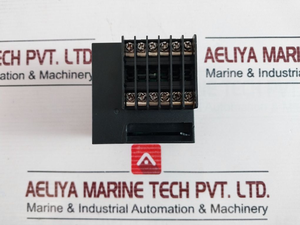 Fuji Electric Pxr-7 Temperature Controllers 100-240Vac