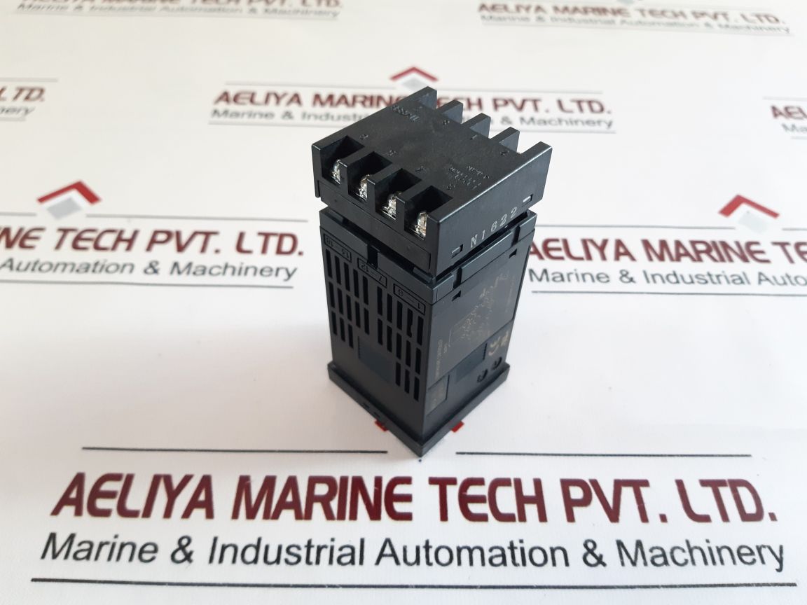 Fuji Pxr4Tas1-0V000 Temperature Controller Pxr-4 With Tp48Sb Base