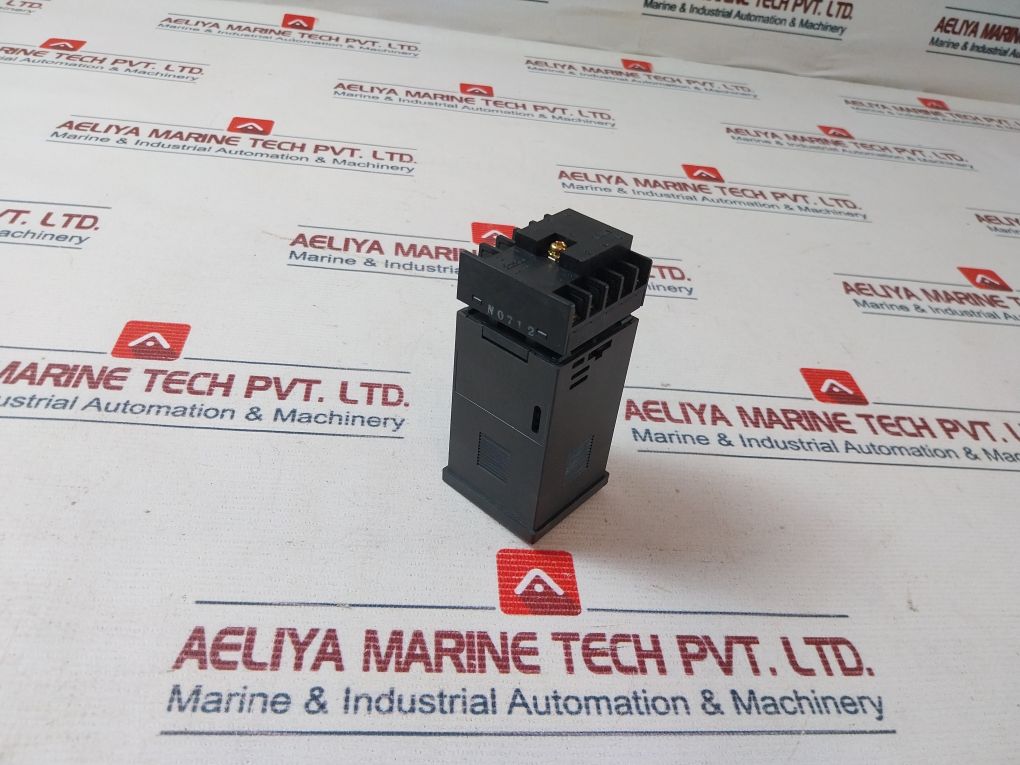 Fuji Electric Pxz-4 Micro Temperature Controller