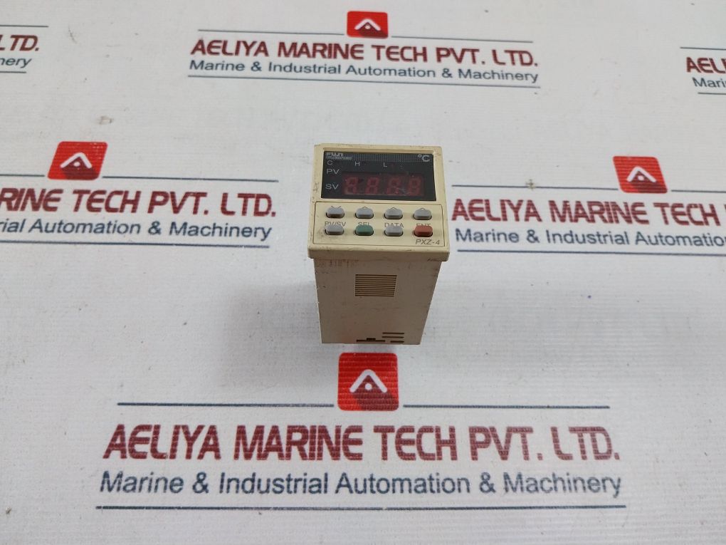 Fuji Electric Pxz-4 Temperature Conotroller 50/60Hz