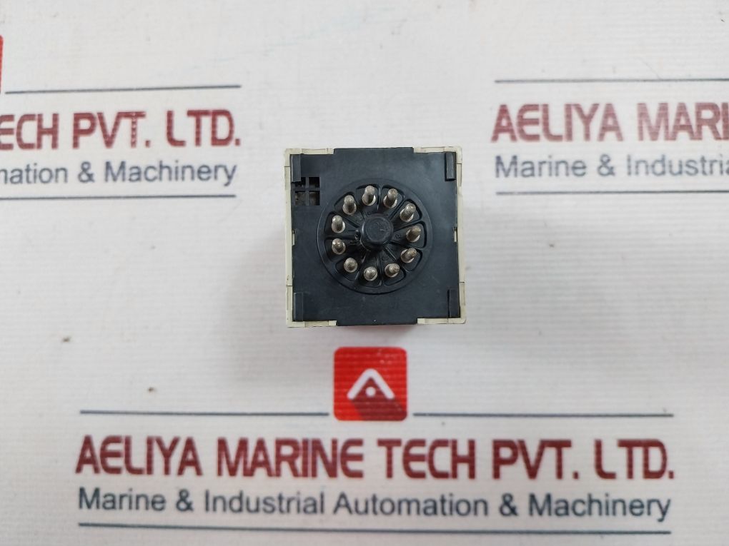 Fuji Electric Pxz-4 Temperature Conotroller 50/60Hz