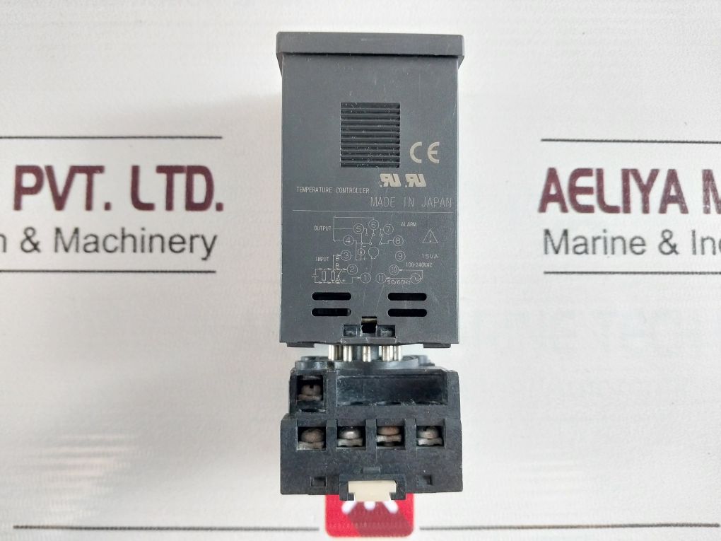 Fuji Electric Pxz4Tay2-5Vc26-d Temperature Controller With Base