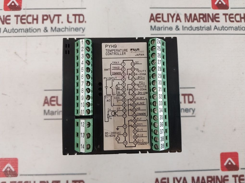 Fuji Electric Pyh9A302-0Yyby Temperature Controller