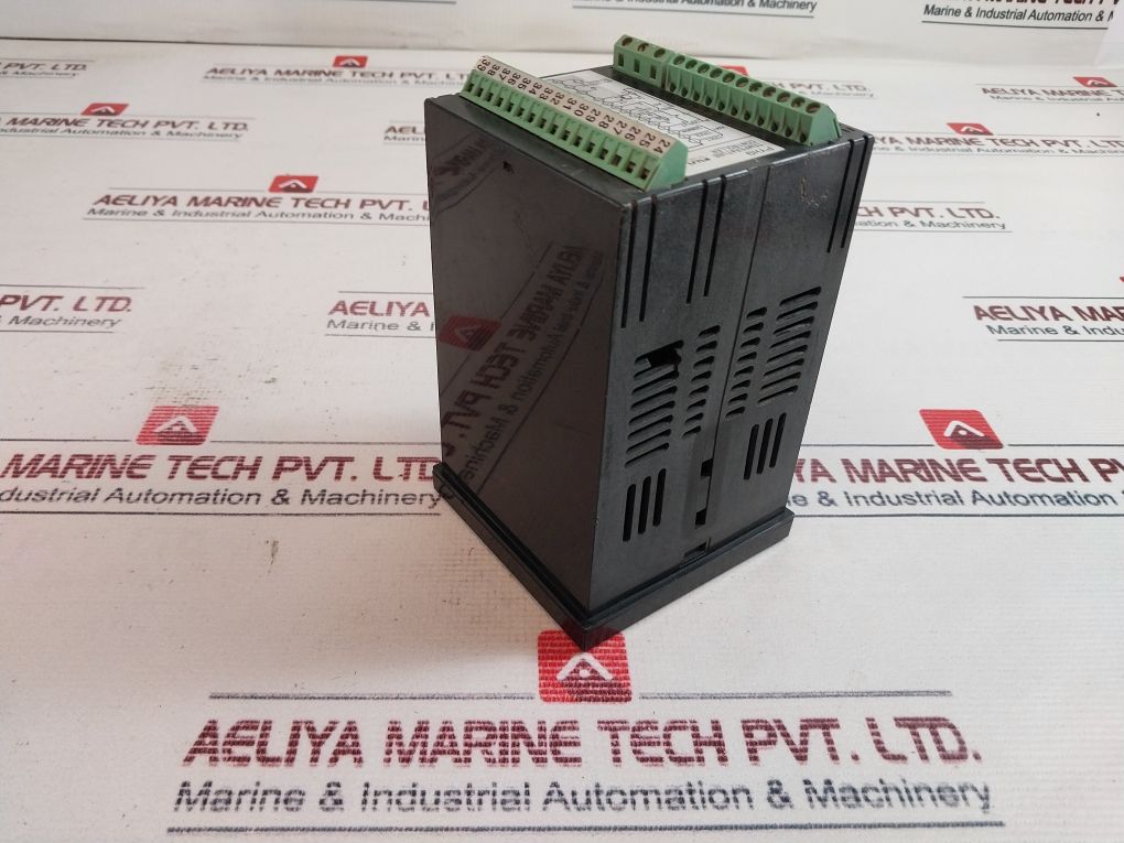 Fuji Electric Pyh9A302-0Yyby Temperature Controller 85~265Vac