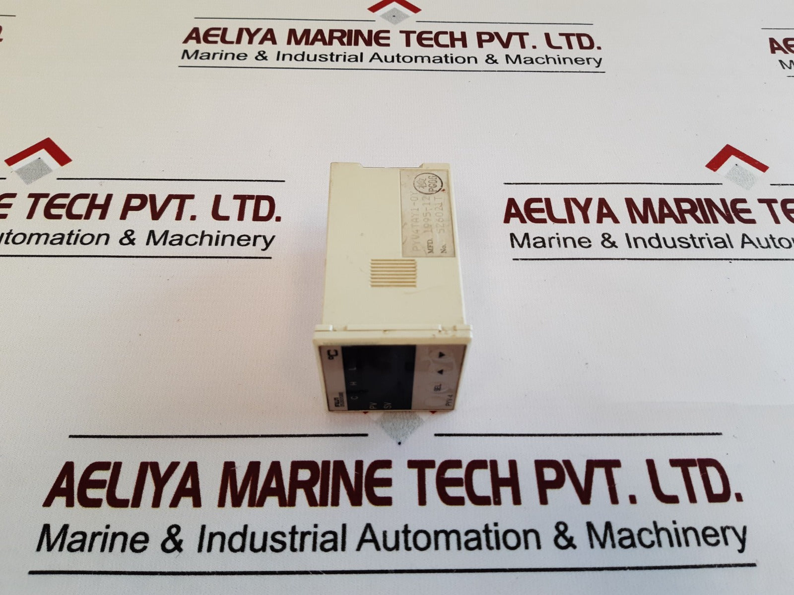 Fuji Pyv4Tay1-0Y Temperature Controller Pyv-4