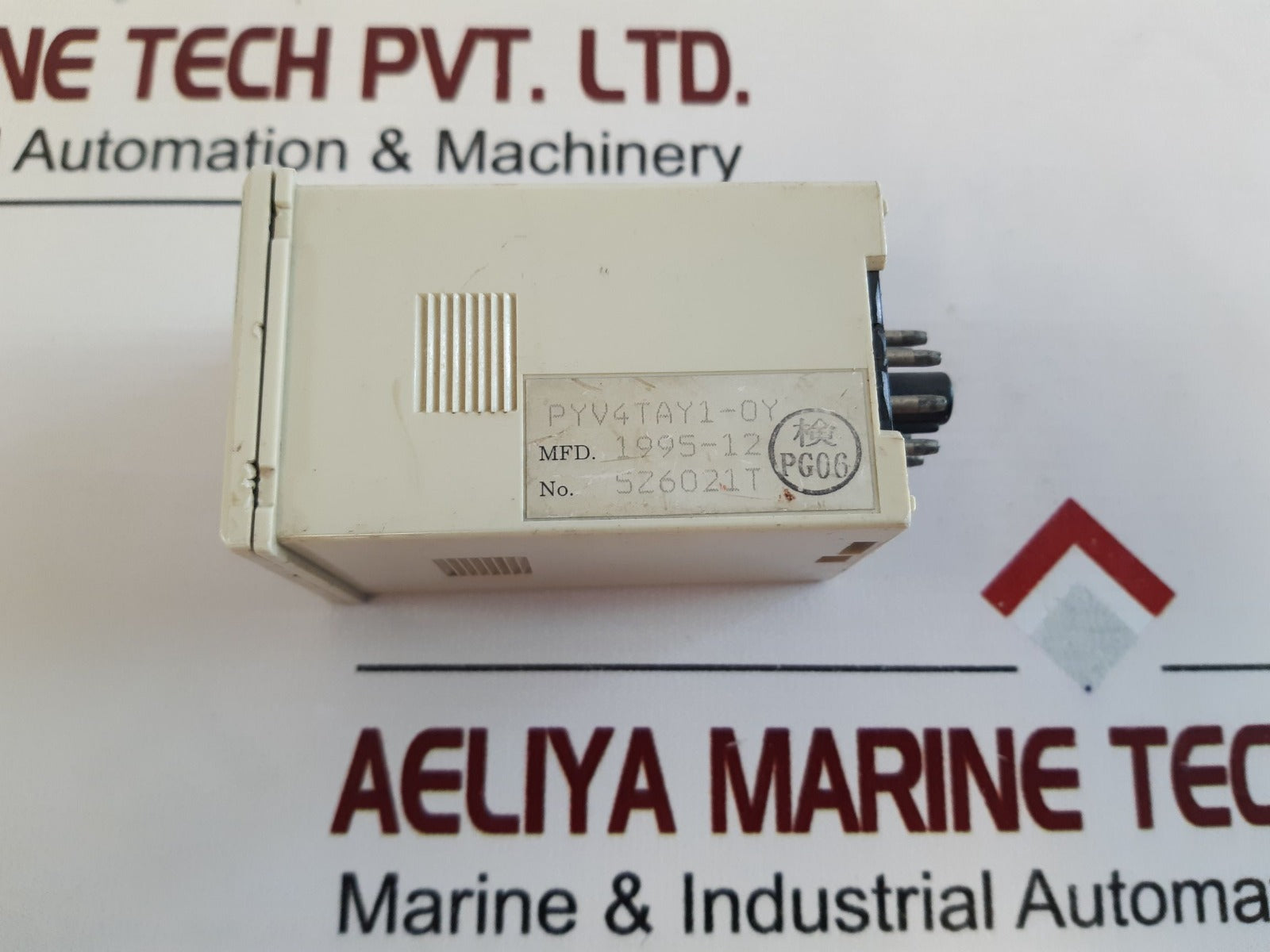 Fuji Pyv4Tay1-0Y Temperature Controller Pyv-4