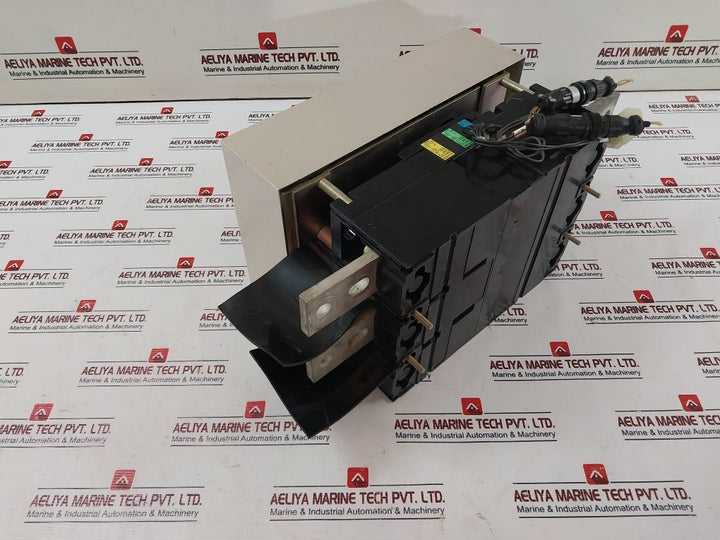 Fuji Electric Sa803R 3P Motor Operating Mechanism 800A Ac600V Dc250V