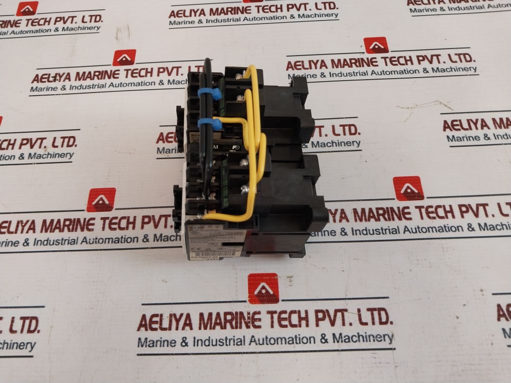 Fuji Electric Sc-03Rm Reversible Magnetic Contactor 100-110V 60Hz 