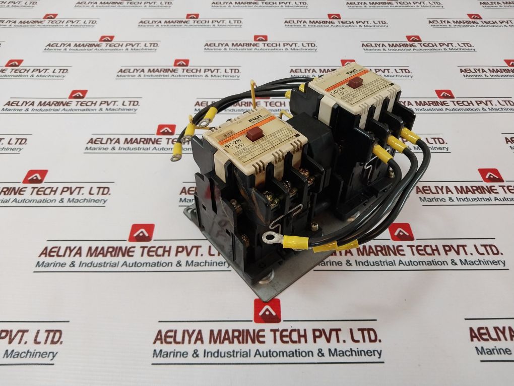 Fuji Electric Sc-2N Reversible Magnetic Contactor 35A 400-440V 60Hz