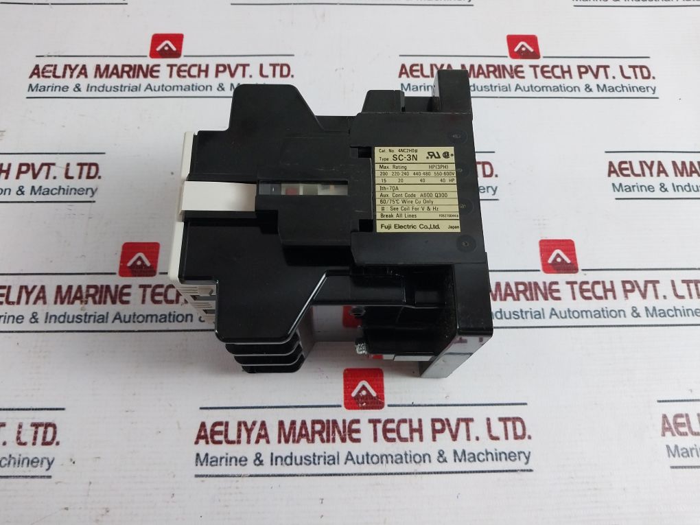 Fuji Electric Sc-3N Magnetic Contactor 4Nc2H0 100A 380-440V 50/60Hz