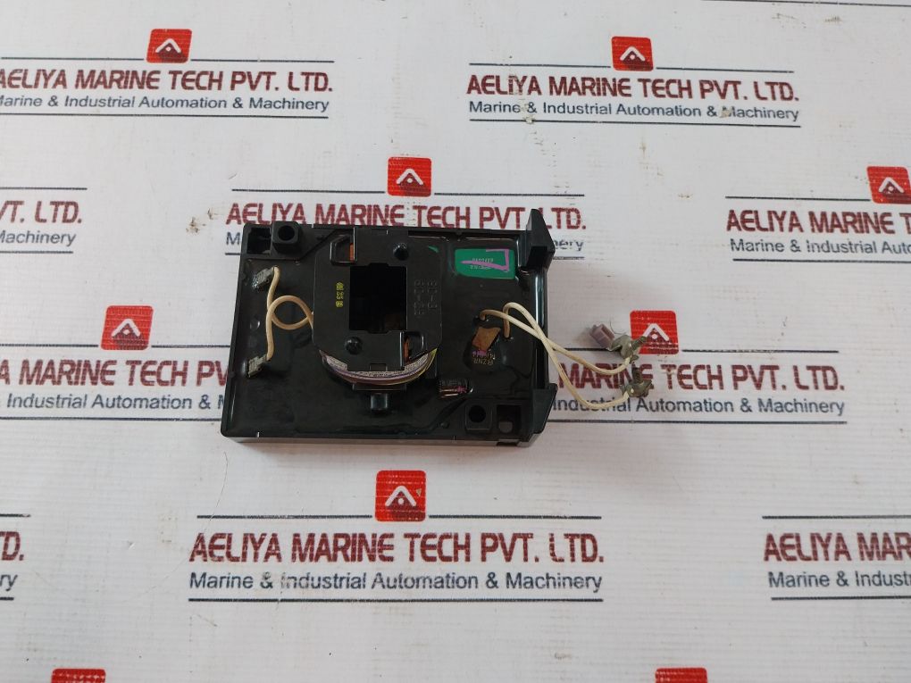 Fuji Electric Sc-4N 70Mmx75Mm Mounting Pitch Connector 380-450V 50/60Hz