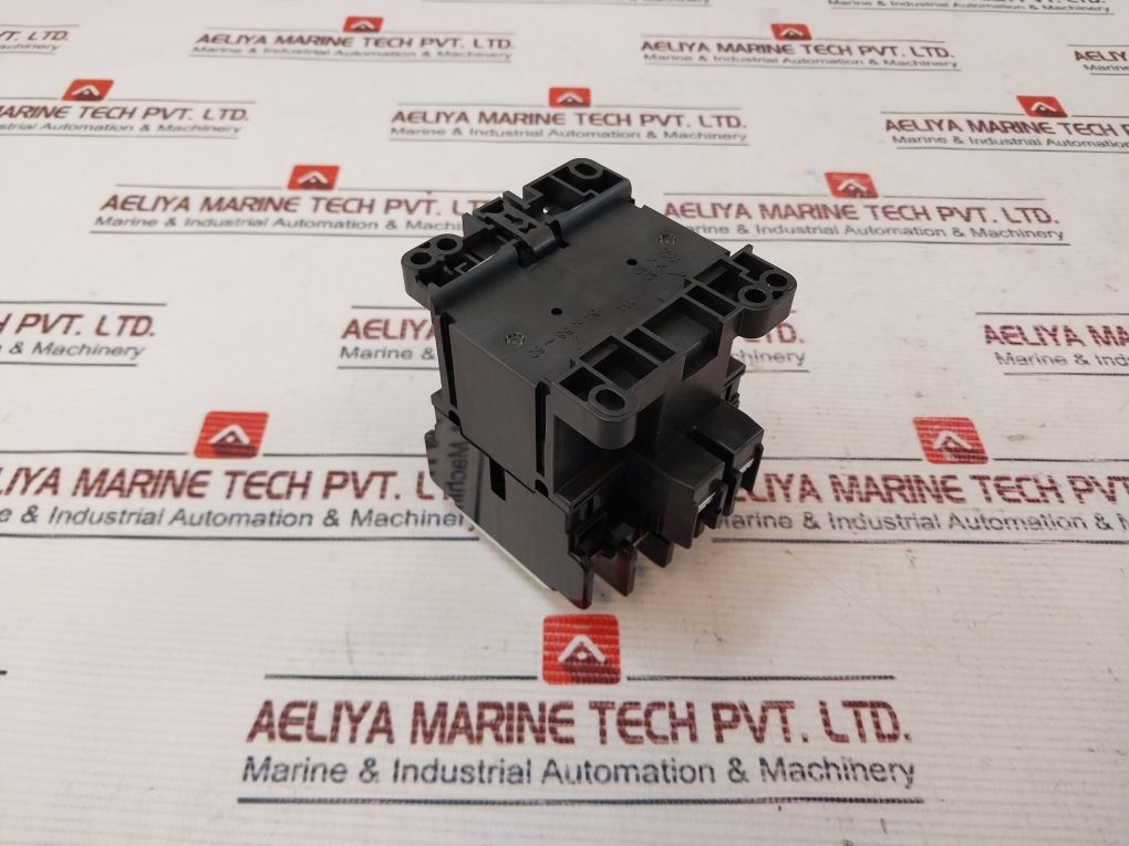 Fuji Electric Sc-5-1 [19] Magnetic Contactor 32A 690V 50/60Hz
