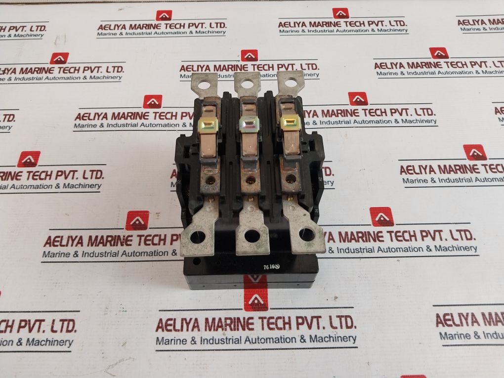 Fuji Electric Sc-5N [93] Magnetic Contactor 150A 380-450V 50/60Hz