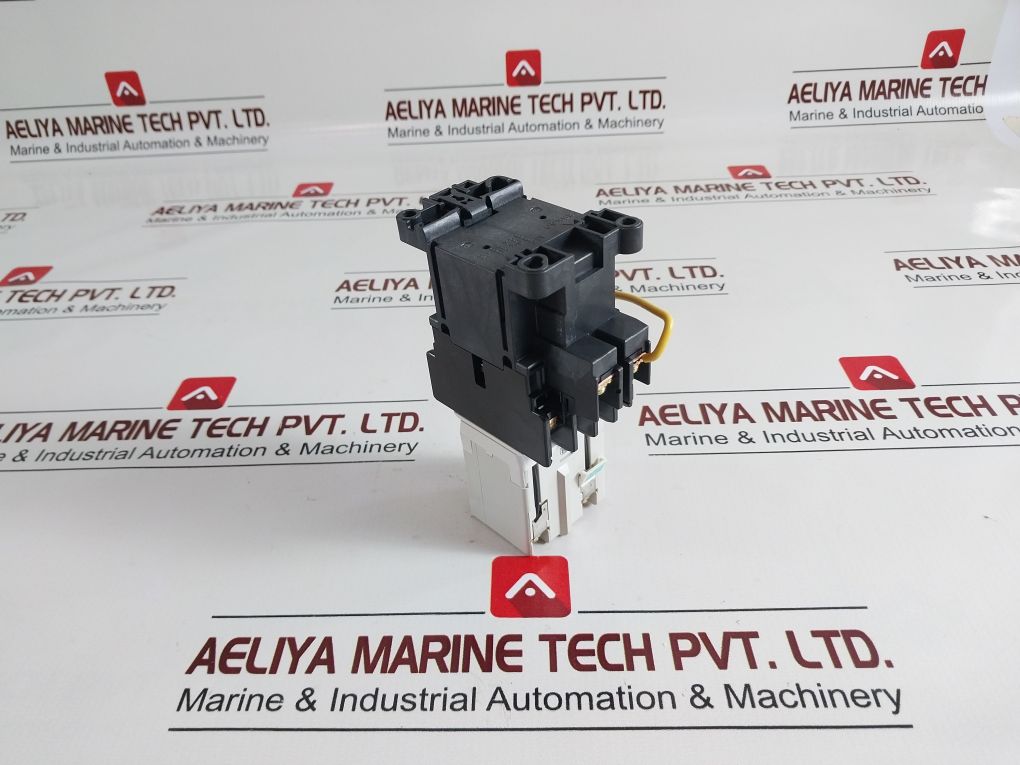 Fuji Electric Sh-4/V & Sh04Aa Latch Unit