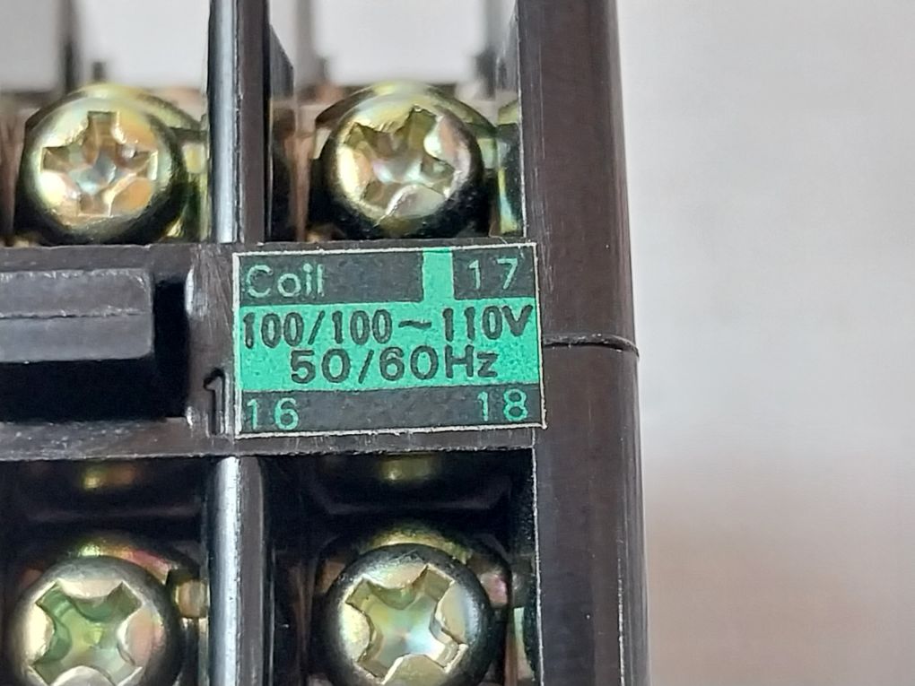 Fuji Electric Src50-2F Control Relay 110V