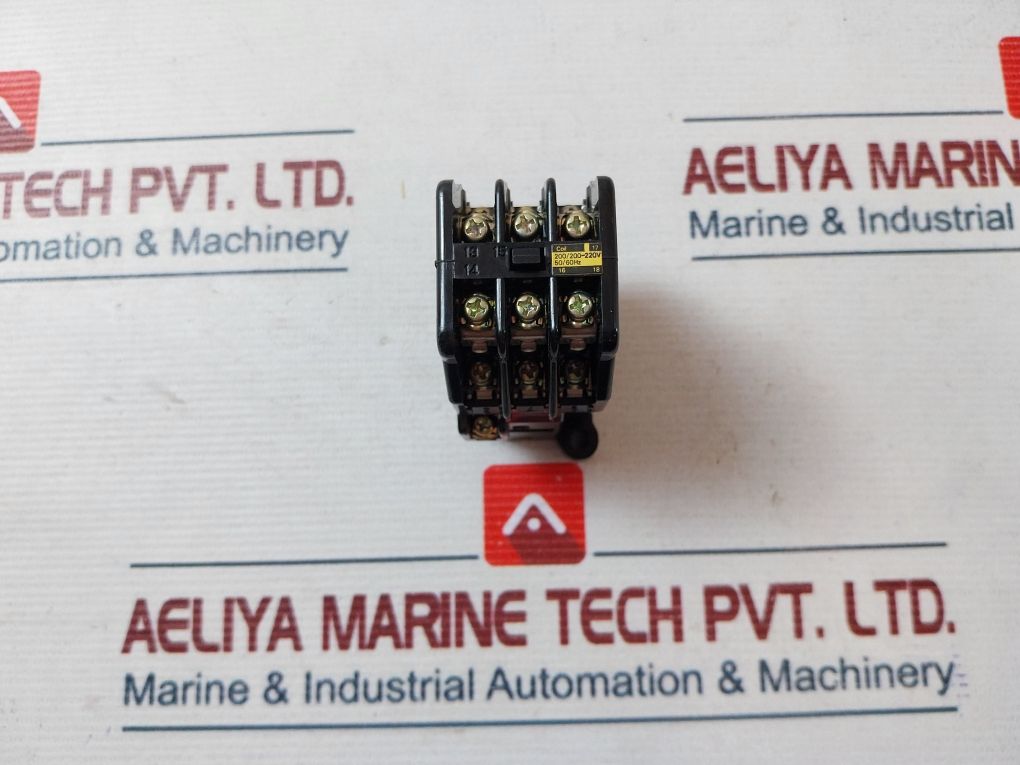 Fuji Electric Src50-2F Control Relay 50/60Hz