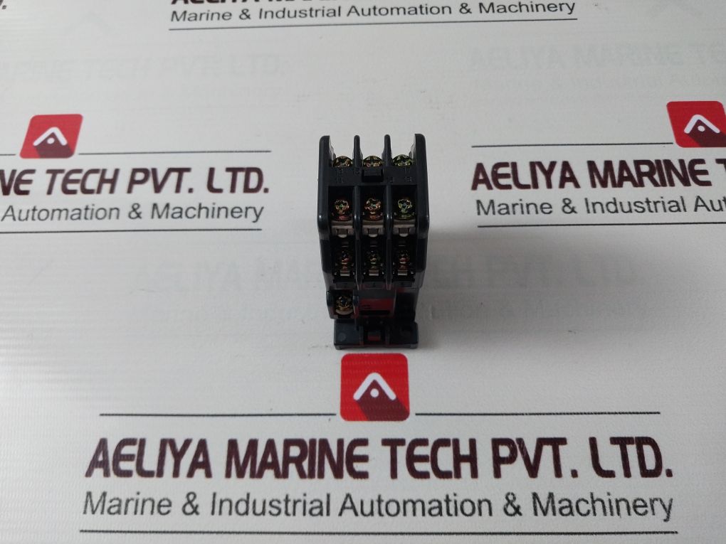 Fuji Electric Src50-2F/X (3A3B) Auxiliary Relay 50Hz 380-400V
