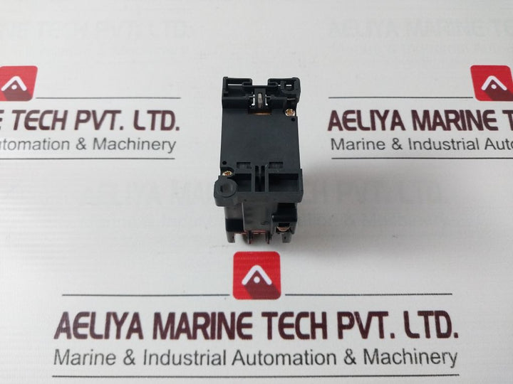 Fuji Electric Src50-2F/X (3A3B) Auxiliary Relay 50Hz 380-400V
