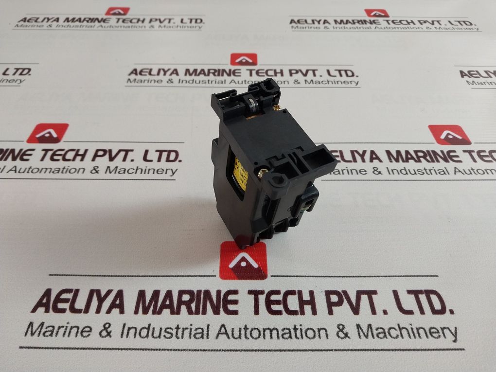 Fuji Electric Src50-2F/X (3A3B) Contactor 200-220V 60Hz