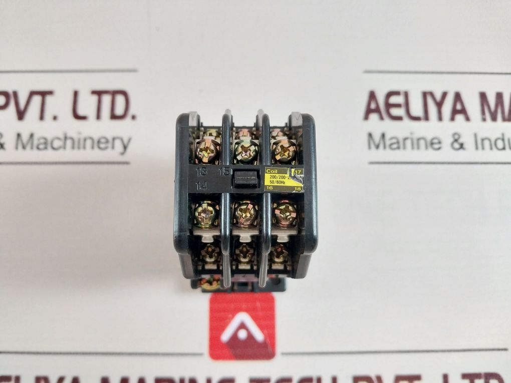 Fuji Electric Src50-2F/X (3A3B) Contactor 200-220V 60Hz