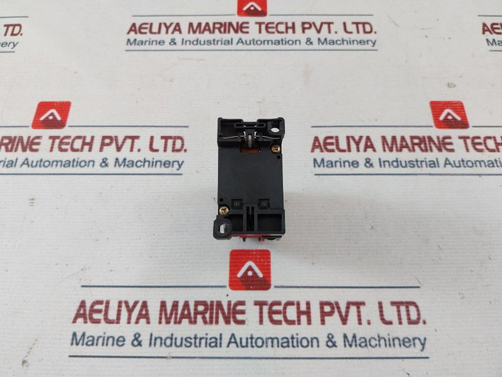 Fuji Electric Src50-2F/X (3A3B) Auxiliary Relay 100-110V 60Hz